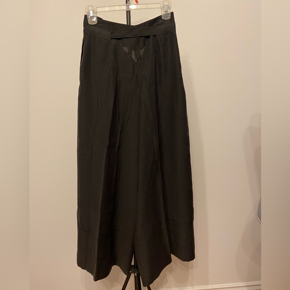 [BUNDLE 2/$15] H&M Wide Black Paper Pants - Picture 3 of 7